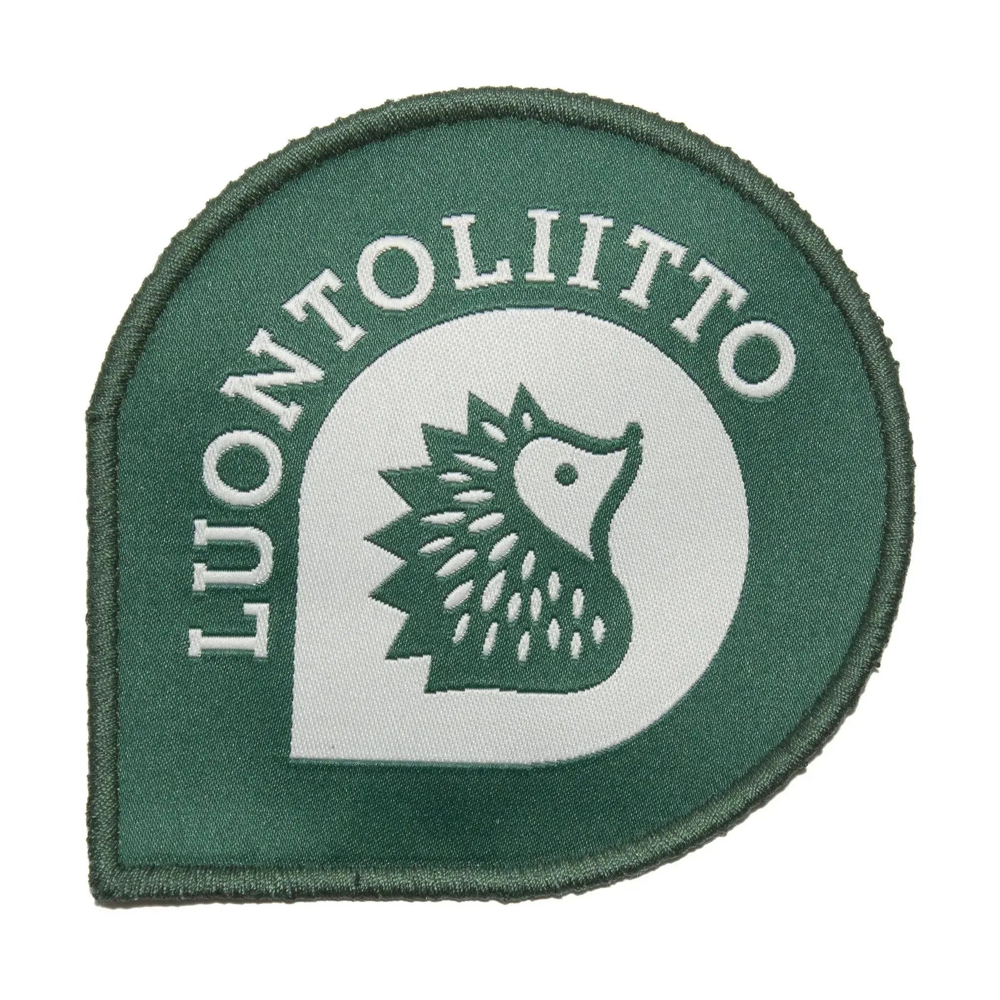 Luontoliitto-kangasmerkki (tumma metsä)-Kangasmerkit ja vaatelaastarit-Suomen luonnonsuojeluliiton Luontokauppa