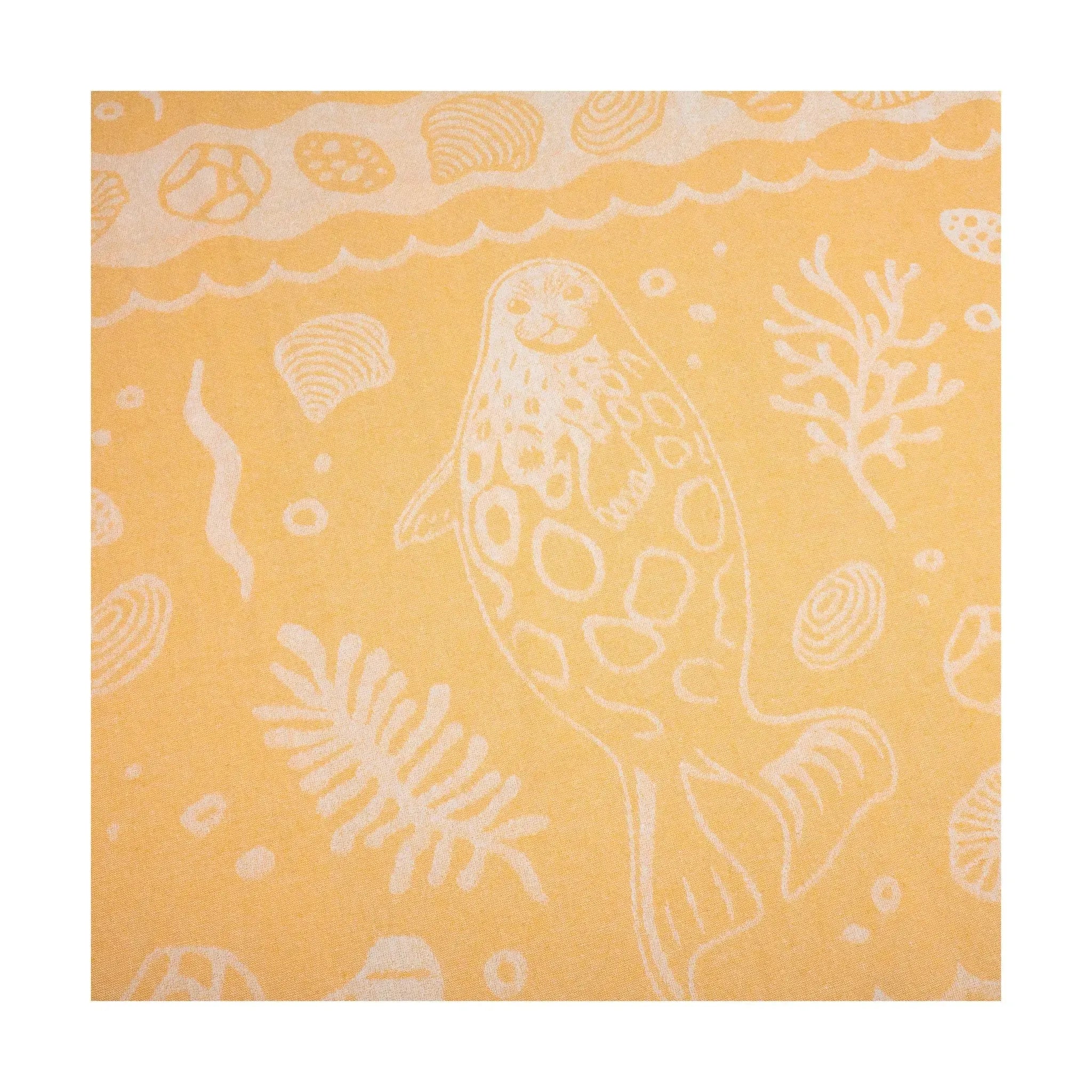 Pinnan alla -pyyhe (auringonkeltainen)-Kylpy- ja käsipyyhkeet-Suomen luonnonsuojeluliiton Luontokauppa