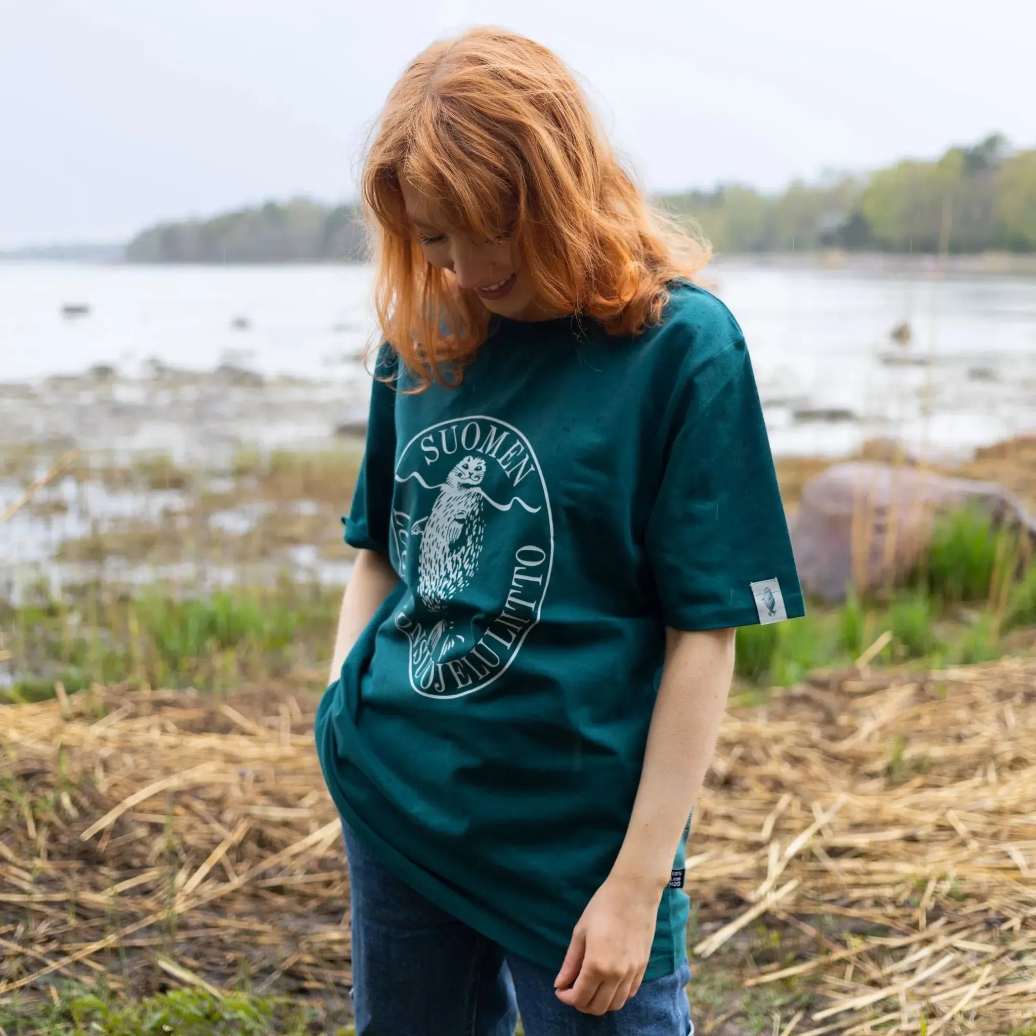 Retrologo t-paita (loose fit, lammenvihreä)-T-paidat-Suomen luonnonsuojeluliiton Luontokauppa