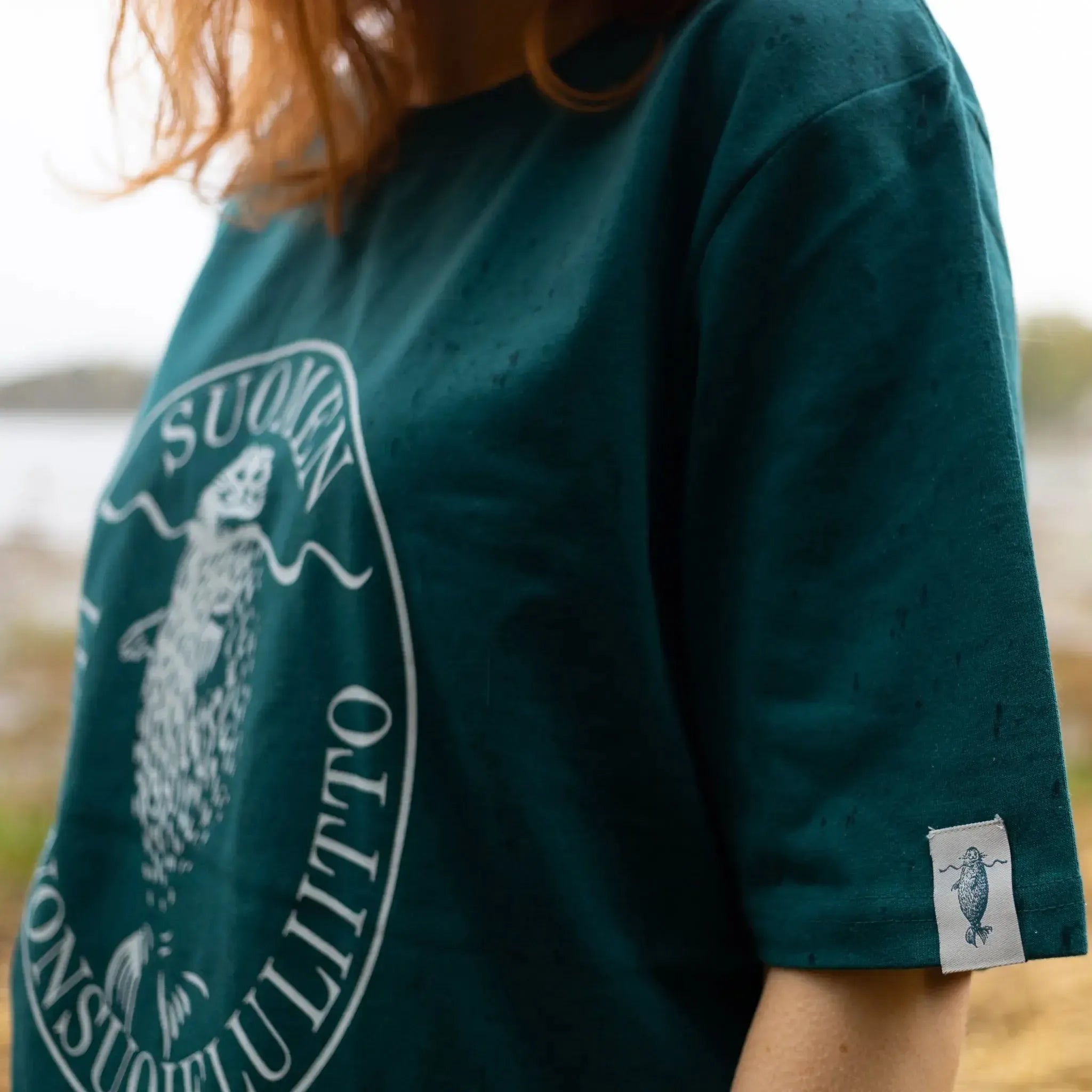 Retrologo t-paita (loose fit, lammenvihreä)-T-paidat-Suomen luonnonsuojeluliiton Luontokauppa
