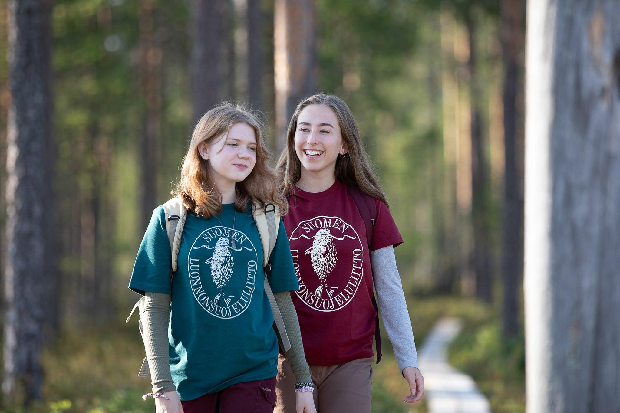 Retrologo t-paita (loose fit, lammenvihreä)