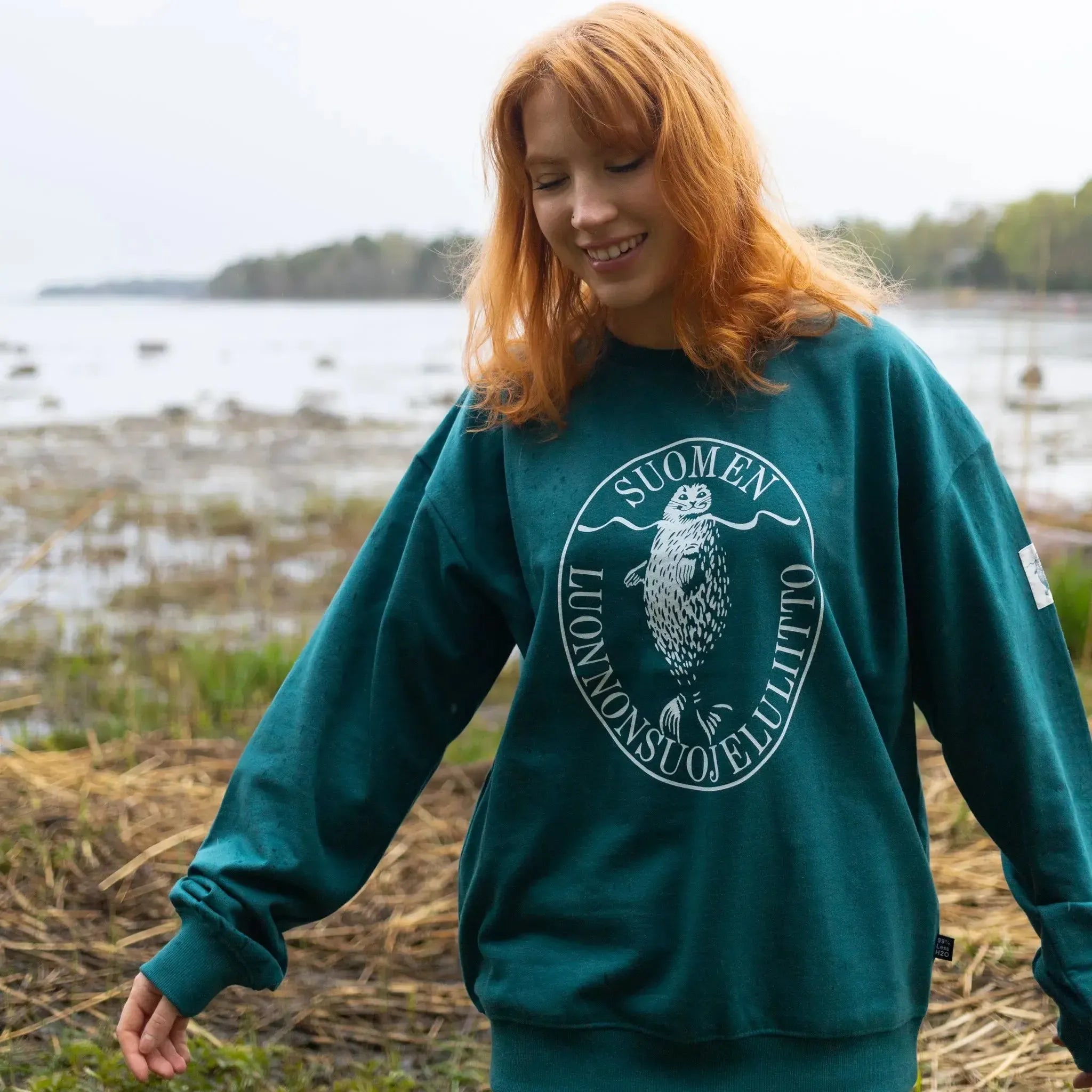 Retrologo -college (loose fit, lammenvihreä)-Colleget-Suomen luonnonsuojeluliiton Luontokauppa