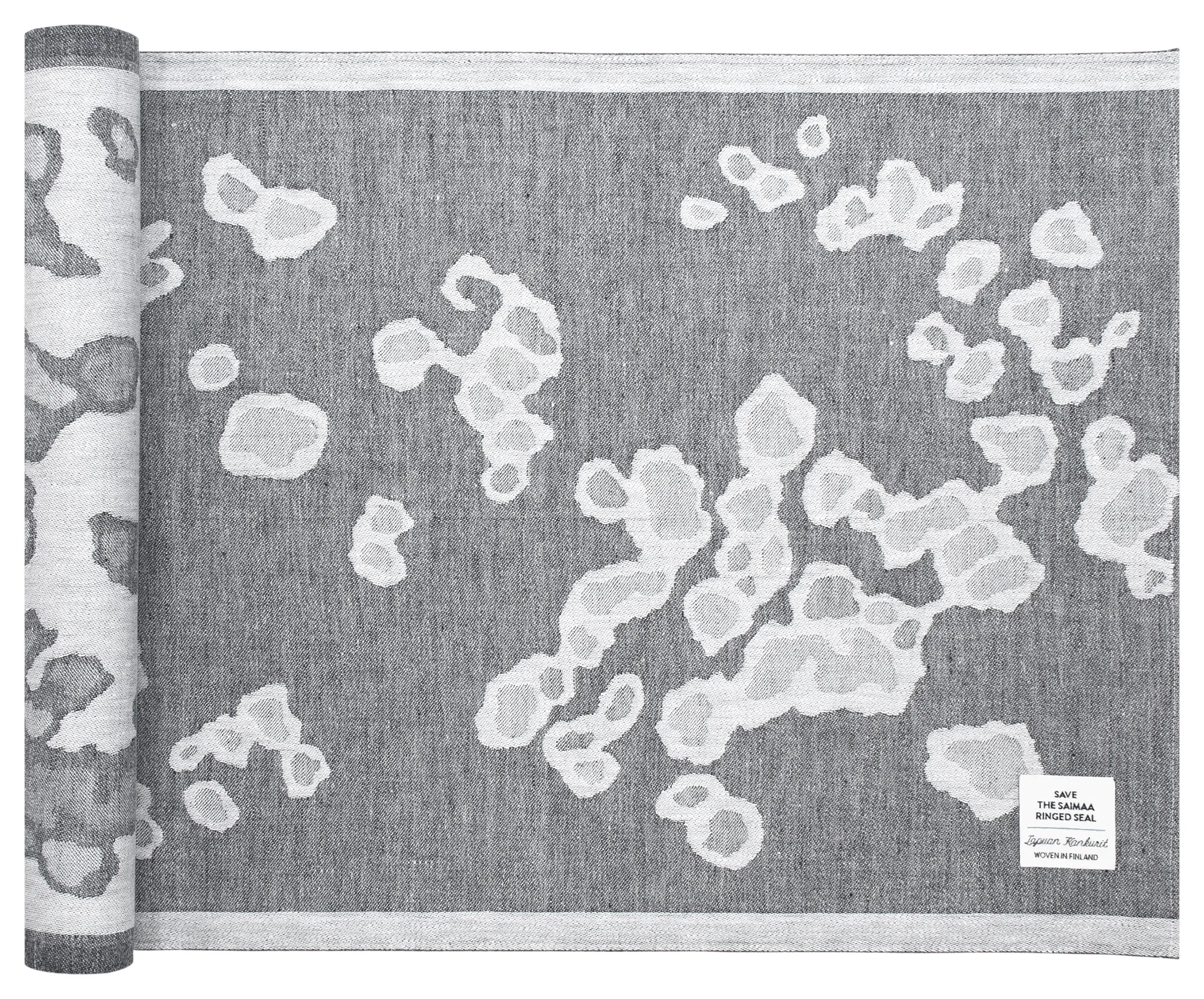 Saimaannorppa -laudeliina 46x150cm (harmaa)-Lapuan Kankurit-Suomen luonnonsuojeluliiton Luontokauppa